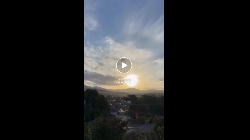 視 頻